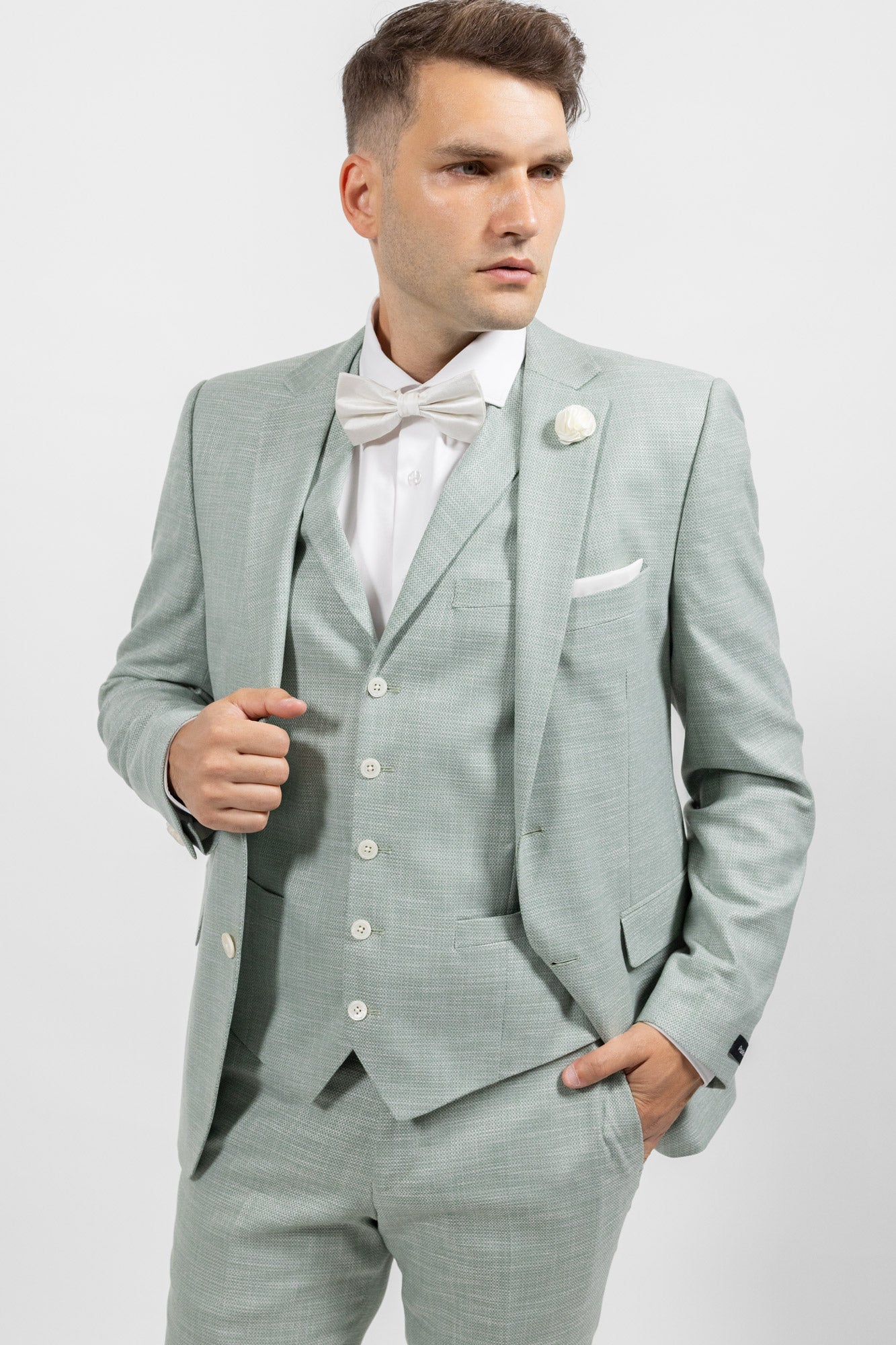 Calabria Wedding Green . Costum