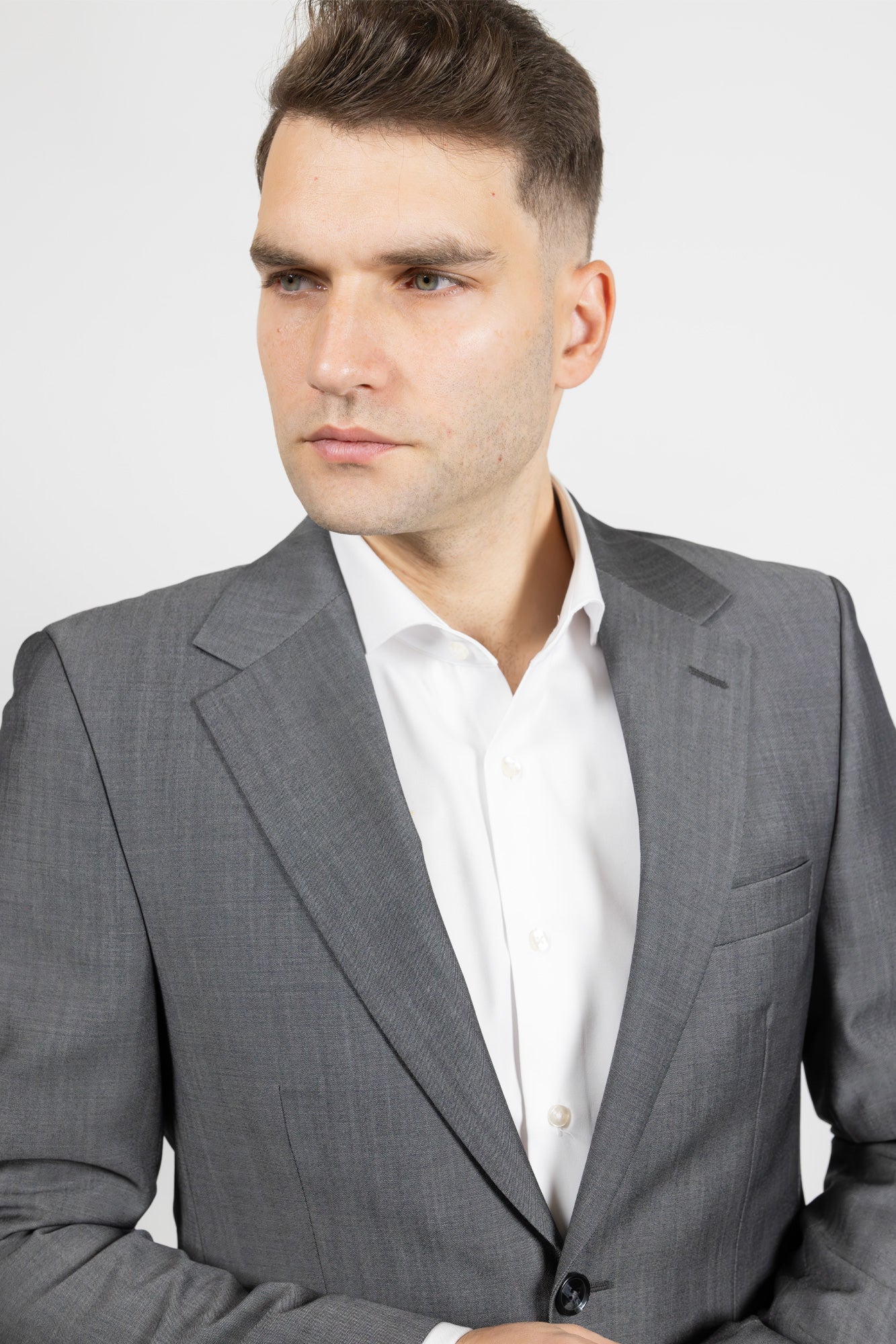 Calabria Siner Changeant Grey . Costum