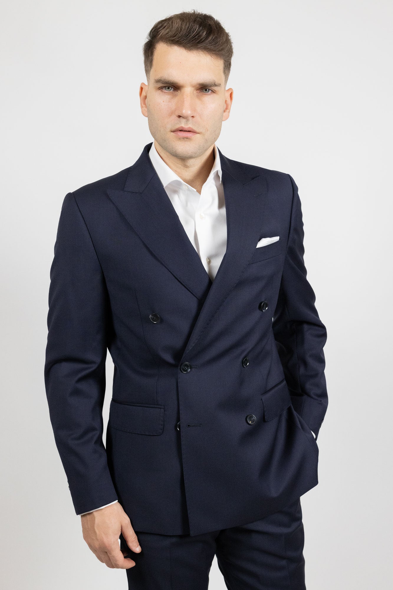 Simone Tyrone.Costum