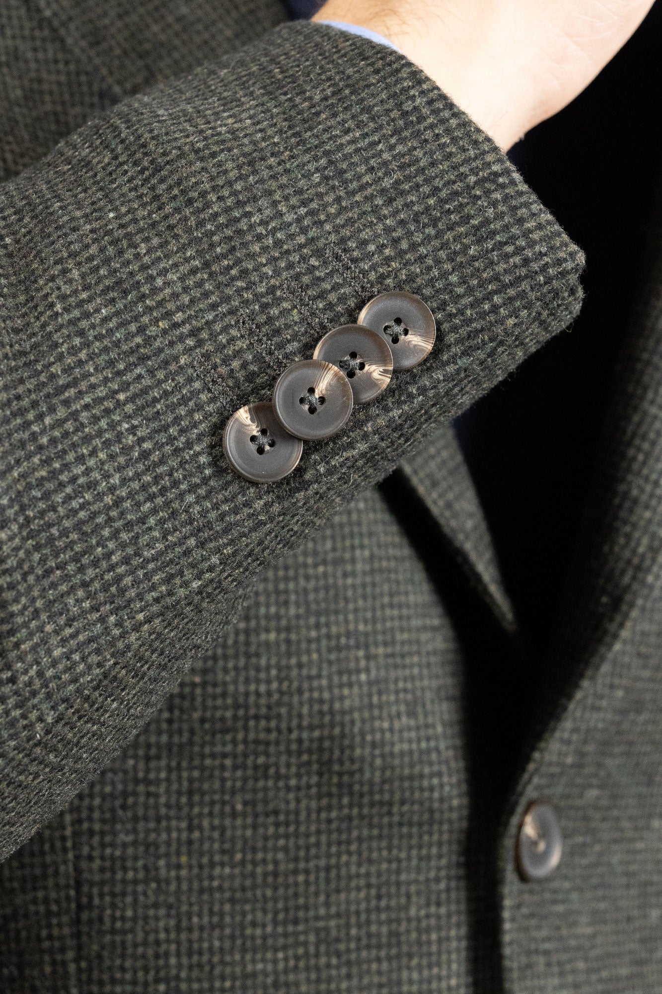 Calabria Midnight Green . Sacou