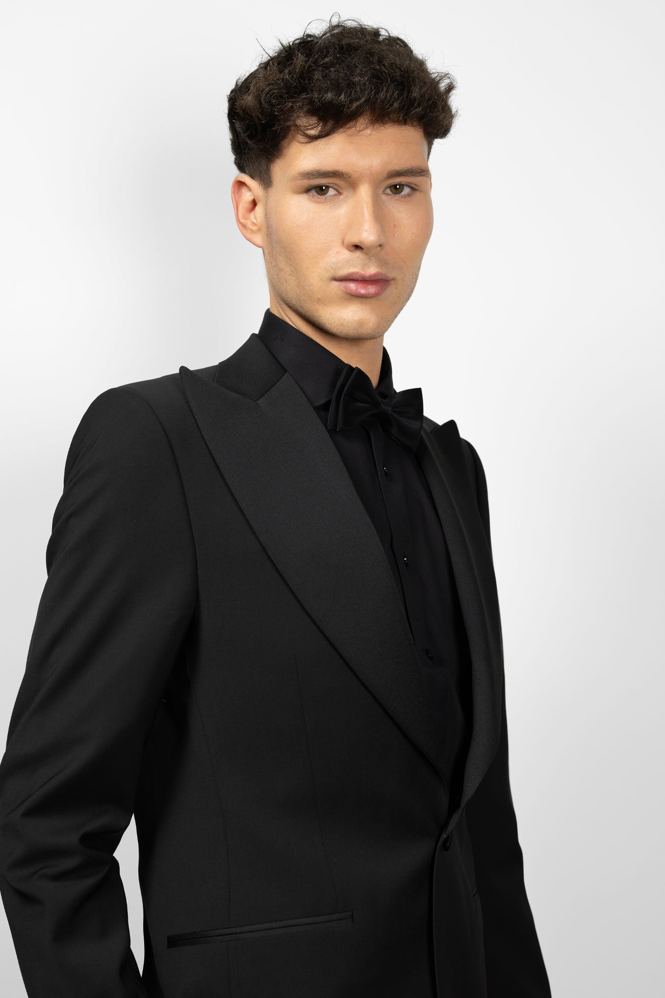 Sorrento Leonard . Costum