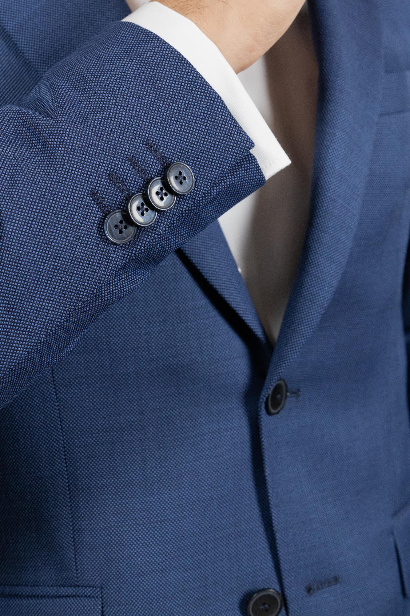 Calabria Siner Changeant Blue . Costum