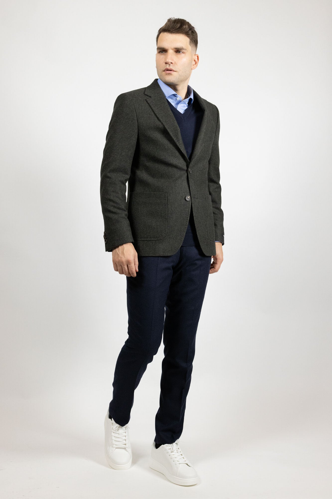 Calabria Midnight Green . Sacou