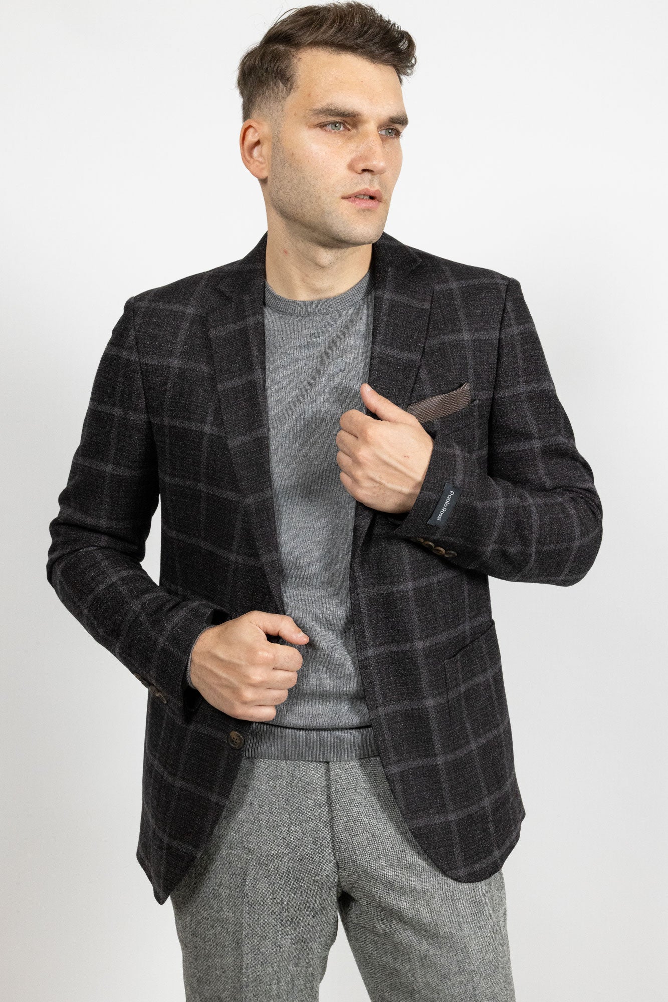 Antonio Grey. Pantalon